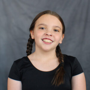 violet-mae Girl wearing light dance makeup
